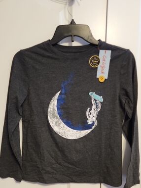 Cat & Jack Dark Gray Long-Sleeve Tee with White Moon & Blue Skate Accent